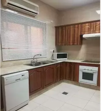 Residential Ready Property 2 Bedrooms F/F Apartment  for rent in Al Sadd , Doha #7492 - 1  image 